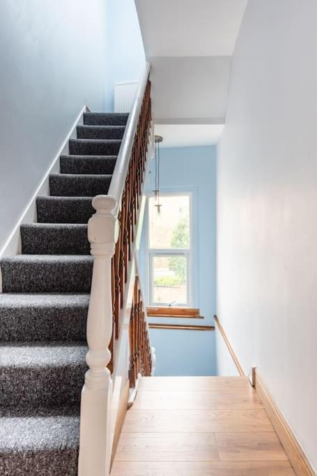 Harbourside Haven - Stylish Retreat In Hotwell - Free Parking Apartamento Bristol Exterior foto