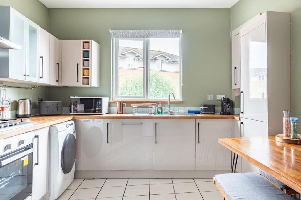 Harbourside Haven - Stylish Retreat In Hotwell - Free Parking Apartamento Bristol Exterior foto