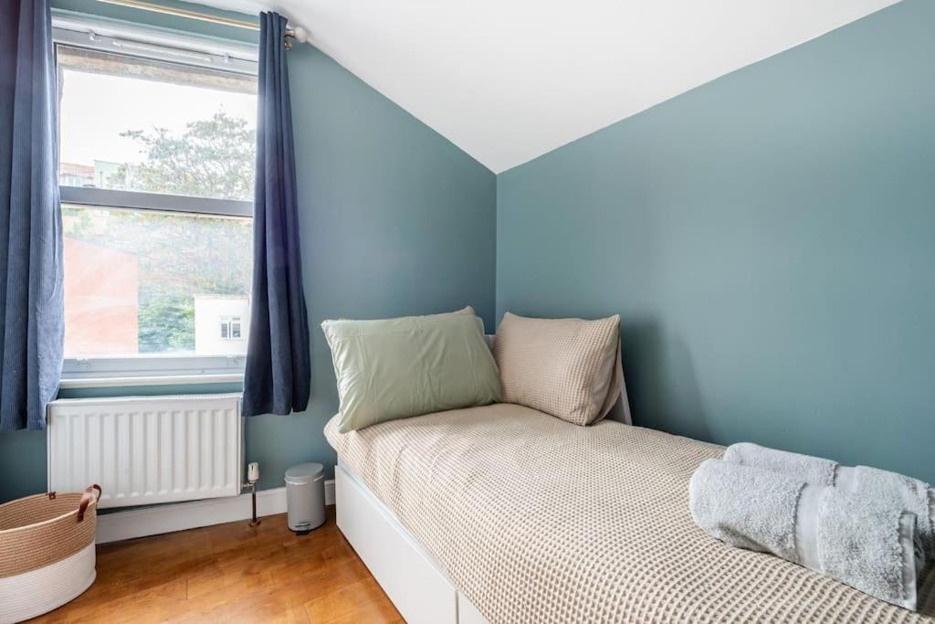 Harbourside Haven - Stylish Retreat In Hotwell - Free Parking Apartamento Bristol Exterior foto